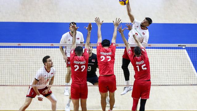 Filenin Efeleri, Tarihe Geçen Bir Zaferle VNL Finallerine Katıldı
