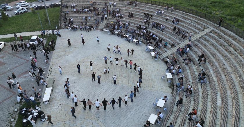 Bayburt’ta asırlık düğün gelenekleri yaşatılıyor