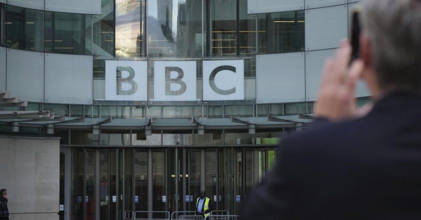 BBC skandalın manşetini değiştirmek zorunda kaldı