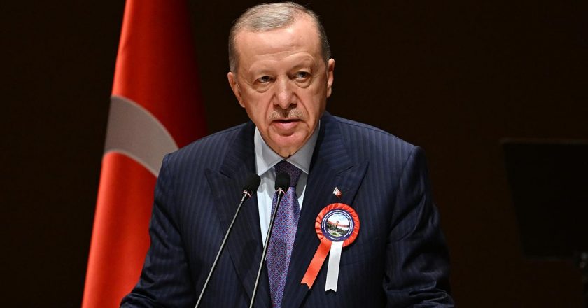 Cumhurbaşkanı Erdoğan, şehit Şahin Dönertaş’ın ailesine başsağlığı diledi