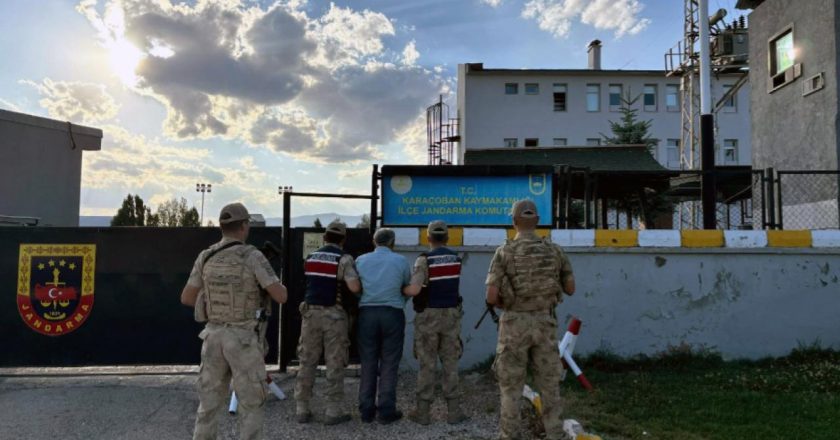 Erzurum’da 10 yıldır aranan firari cinayet zanlısı yakalandı