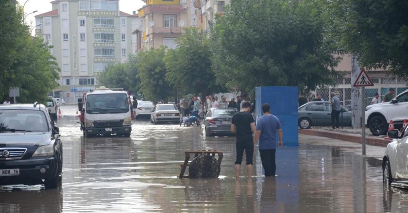 Karaman’da şiddetli yağış etkili oldu – Son Dakika Haberleri