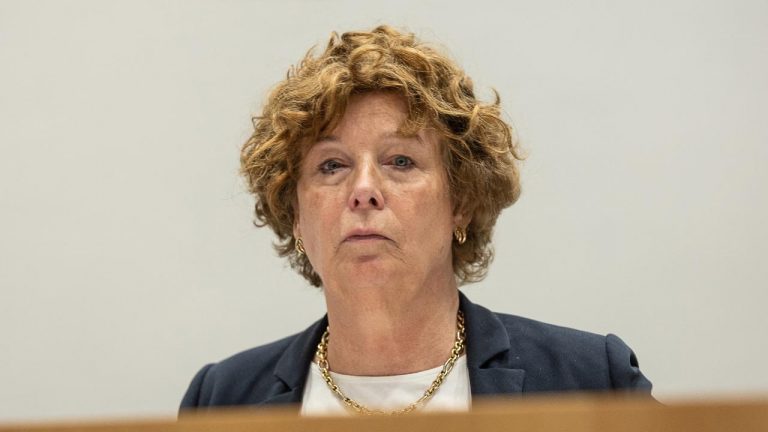 De Sutter, yeniden seçilen von der Leyen’e Filistin’e olan bağlılığını hatırlattı