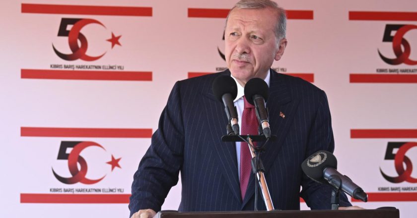 Cumhurbaşkanı Erdoğan: Ekmeğimizi, suyumuzu, geleceğimizi Kıbrıslı kardeşlerimizle paylaşmaya devam edeceğiz.