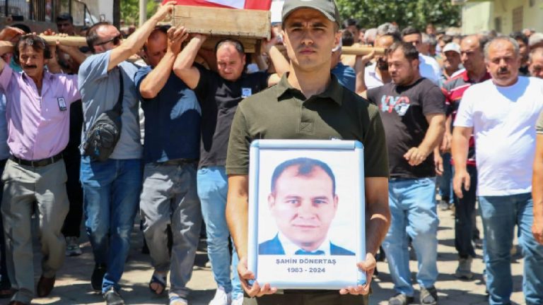 Şehit ormancı Şahin Dönertaş memleketi Manisa’da toprağa verildi