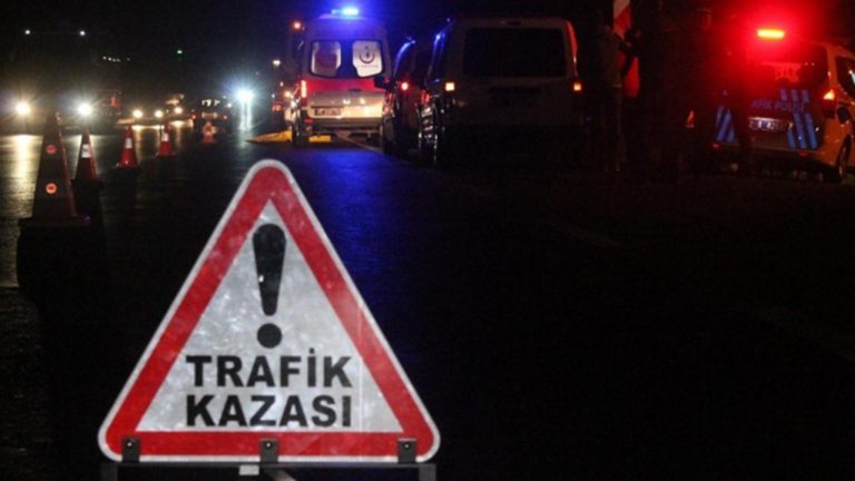 Batman’da düğünden çıkan misafirlere hafif ticari araç çarptı: 4 ölü, 2 yaralı