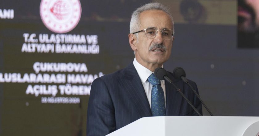 “Çukurova Uluslararası Havalimanı bölgesel kalkınmanın lokomotifi olacak”