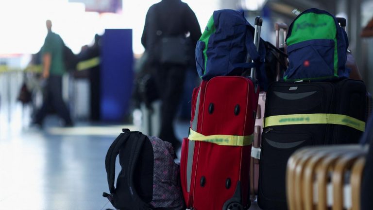 İklim aktivistlerinin Alman havalimanlarındaki eylemleri hava trafiğini aksattı