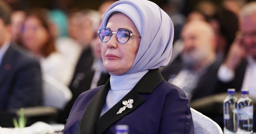 Emine Erdoğan, Şule Yüksel Şenler’i ölümünün 5’inci yılında andı