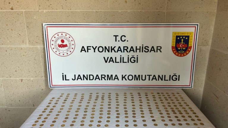 Afyonkarahisar’da 299 madeni para ele geçirildi