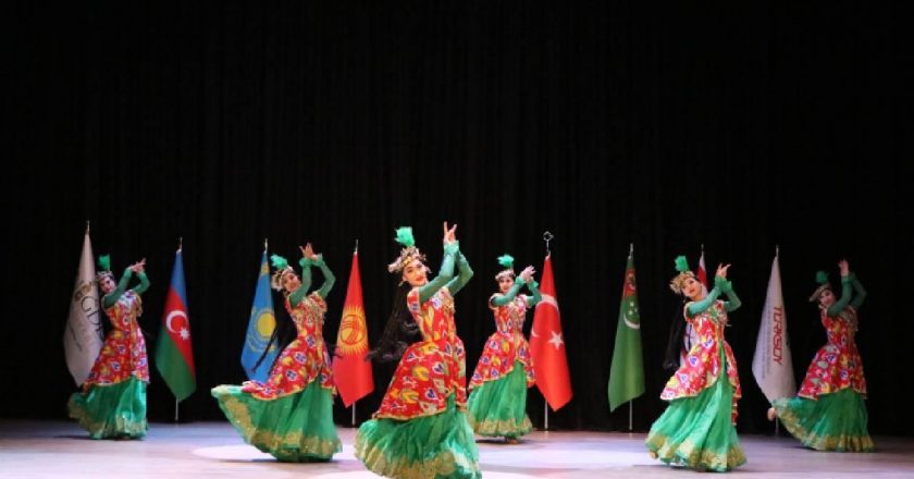 Niğde’de “Uluslararası Türk Dünyası Festivali” düzenlendi.