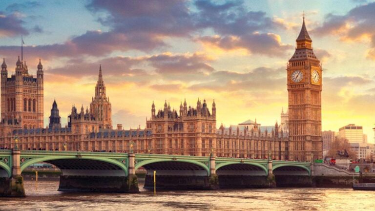 Resmi dil, para birimi, ulaşım ve bilmeniz gereken her şey