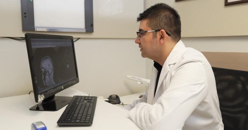 İnme her yaşta ortaya çıkabilir: İlk 24 saat hayati önem taşıyor