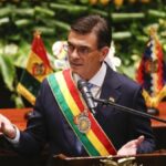 Bolivya’nın yeni başkanı Paz yemin etti.