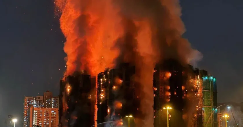 Çin’de 77 Yılda Görülen En Büyük Yangın: 75 Kişi Hayatını Kaybetti