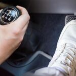 Manuel Vites Kullananlar Dikkat! Debriyajda Bekletmek Motoru Yok Ediyor