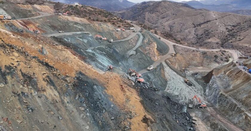 Göçük altındaki şantiye müdürü 21 gündür aranıyor